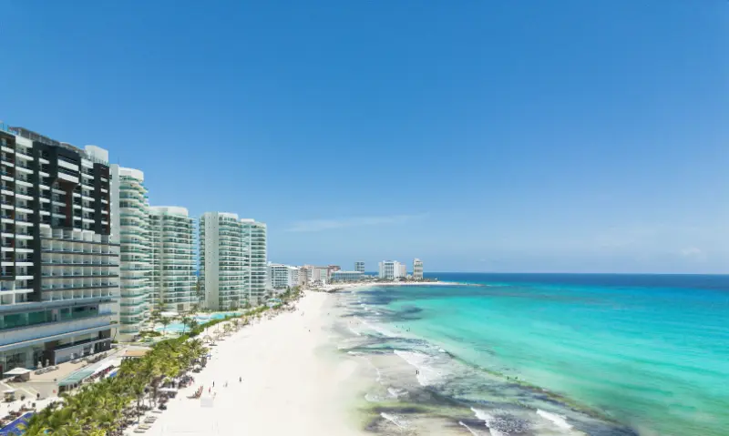 Cancun city and travel guide